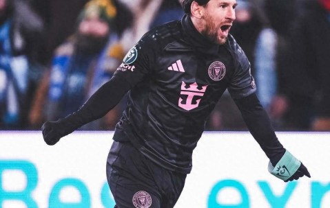 开云在线入口 - 梅西回归赛场，战术调整首场状态亮眼，切尔西观众沸腾！